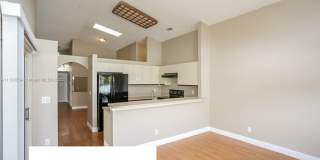 5262 NW 55th Ter 5262 NW 55th Ter Photo Gallery 1