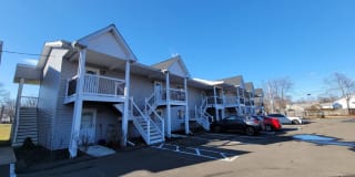 129 Cosey Beach Ave 129 Cosey Beach Ave Photo Gallery 1