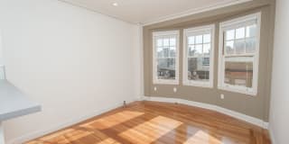 737 PINE 737 PINE Photo Gallery 1