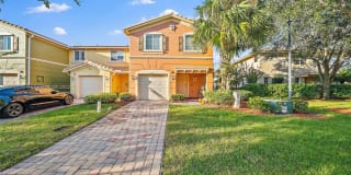 377 SE Bloxham Way 377 SE Bloxham Way Photo Gallery 1