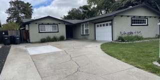 1525 Hollyhock Street 1525 Hollyhock Street Photo Gallery 1