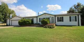 120 East Cherry Avenue 120 East Cherry Avenue Photo Gallery 1