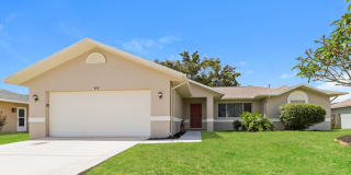 408 Southeast 3rd Terrace 408 Southeast 3rd Terrace Photo Gallery 1