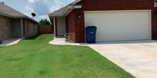 242 Woodbriar Road 242 Woodbriar Road Photo Gallery 1