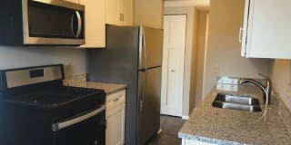 2200-2220 W 98th St. 2200-2220 W 98th St. Photo Gallery 1