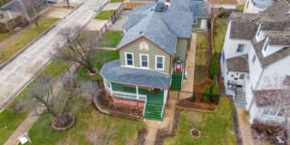 400 N 4th Avenue R1 400 N 4th Avenue R1 Photo Gallery 1