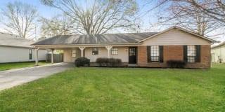 3075 Barrycrest Drive 3075 Barrycrest Drive Photo Gallery 1