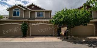 702 Cairnes Drive #B5 702 Cairnes Drive #B5 Photo Gallery 1