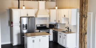 99 Oak Street - B 99 Oak Street - B Photo Gallery 1