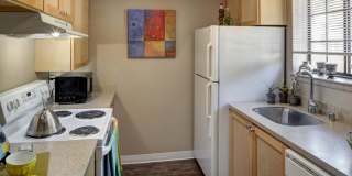 2000 Lake Washington Apartments 2000 Lake Washington Apartments Photo Gallery 1