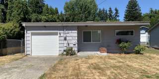 1713 S 43rd 1713 S 43rd Photo Gallery 1
