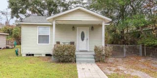 708 S H St 708 S H St Photo Gallery 1