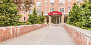 2 Sadore Lane 2 Sadore Lane Photo Gallery 1