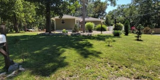 207 POPLAR AVENUE 207 POPLAR AVENUE Photo Gallery 1