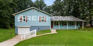 5279 Valleyview Drive 5279 Valleyview Drive Photo Gallery 1