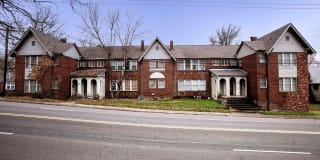3405 W Markham Street 3405 W Markham Street Photo Gallery 1