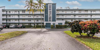 1470 NW 80th Ave 1470 NW 80th Ave Photo Gallery 1