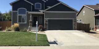 9015 Sandpiper Dr 9015 Sandpiper Dr Photo Gallery 1