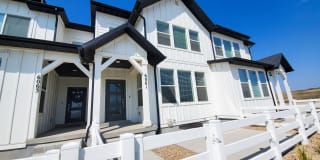 6061 W Olivine River Ln 6061 W Olivine River Ln Photo Gallery 1