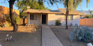 1439 E. Blacklidge Drive 1439 E. Blacklidge Drive Photo Gallery 1