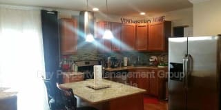 348 Glen Echo Rd 348 Glen Echo Rd Photo Gallery 1