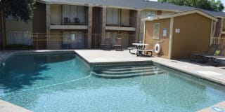 Plaza Square Apartments Plaza Square Apartments Photo Gallery 1