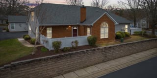 3327 Stone Manor Circle #9-B 3327 Stone Manor Circle #9-B Photo Gallery 1