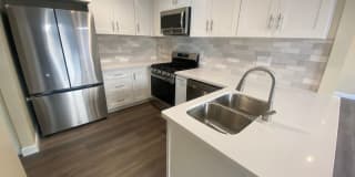 15723 Mansel Avenue #12 15723 Mansel Avenue #12 Photo Gallery 1