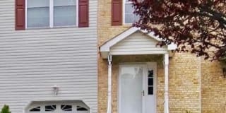 10 Lakeview Drive 10 Lakeview Drive Photo Gallery 1