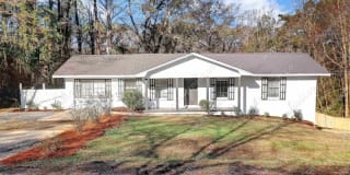 222 Rebecca Dr 222 Rebecca Dr Photo Gallery 1