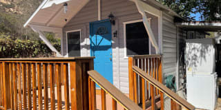 313 West Noakes Street 313 West Noakes Street Photo Gallery 1