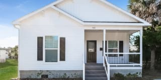 1421 43rd Street South 1421 43rd Street South Photo Gallery 1