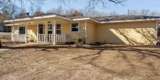 1752 Lakefront 1752 Lakefront Photo Gallery 1