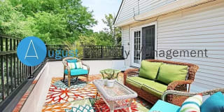 723 South Westnedge Avenue 723 South Westnedge Avenue Photo Gallery 1