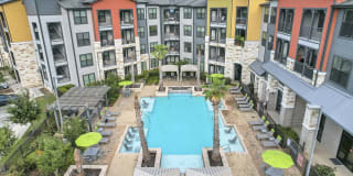 Axis Hamilton Axis Hamilton Photo Gallery 1