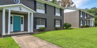 Green Meadows at 2910 Green Meadows at 2910 Photo Gallery 1