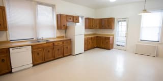 5468-70 S. Hyde Park Boulevard 5468-70 S. Hyde Park Boulevard Photo Gallery 1