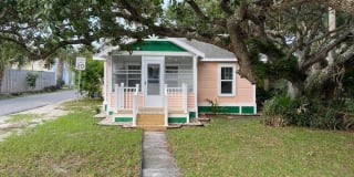 207 N Pine Street 207 N Pine Street Photo Gallery 1
