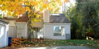 2317 SE 8th Dr 2317 SE 8th Dr Photo Gallery 1
