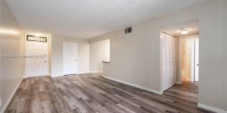 211 Lake Pointe Dr 211 Lake Pointe Dr Photo Gallery 1