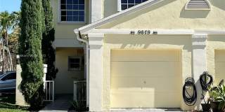 9879 SW 118th Pl 9879 SW 118th Pl Photo Gallery 1