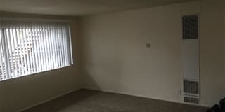807 Bennett Ave #11 807 Bennett Ave #11 Photo Gallery 1