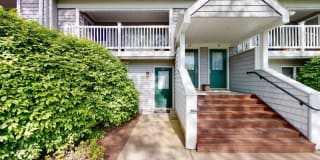 27 ACADEMY COURT 27 ACADEMY COURT Photo Gallery 1