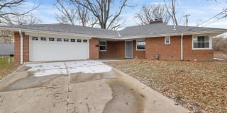 1509 Bennett Avenue 1509 Bennett Avenue Photo Gallery 1