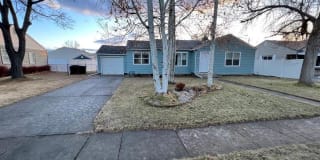 1521 11th Street W 1521 11th Street W Photo Gallery 1