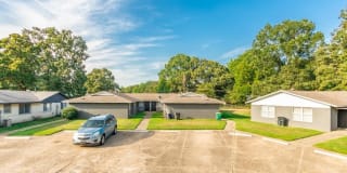 19 E Laramie Drive 19 E Laramie Drive Photo Gallery 1