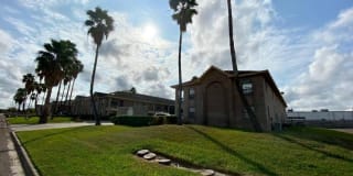2210 W Elisa Ln 2210 W Elisa Ln Photo Gallery 1