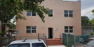 2330 NW 9 St 2330 NW 9 St Photo Gallery 1