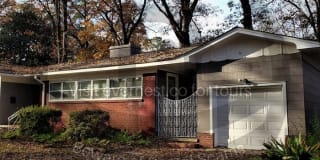 514 Naples Road 514 Naples Road Photo Gallery 1