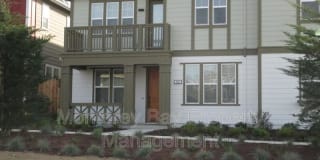 204 9th Street 204 9th Street Photo Gallery 1